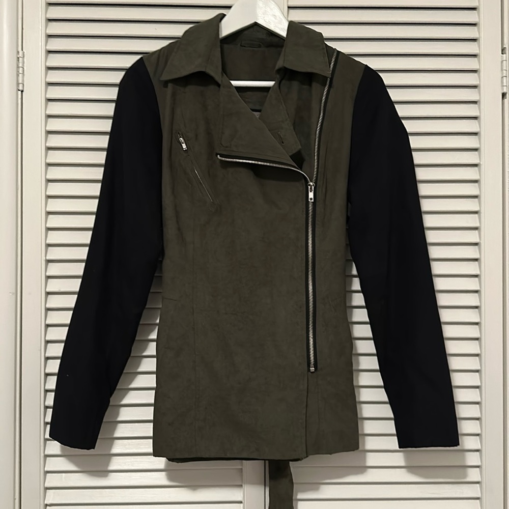 Color-blocked Jacket